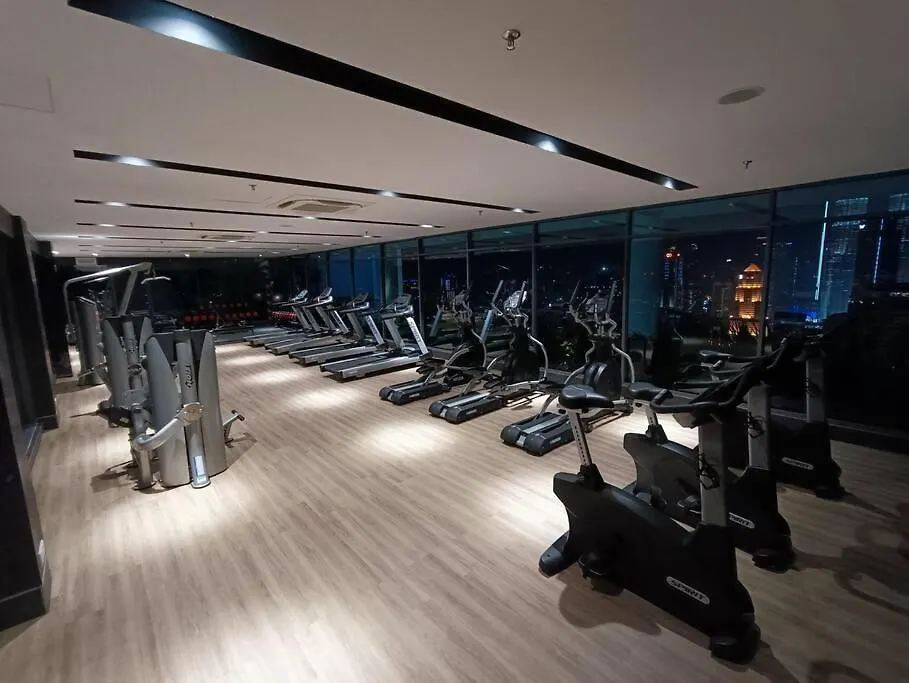 Col 18A Modern Balcony Klcc View Infinity Pool Apartment Kuala Lumpur Malaysia